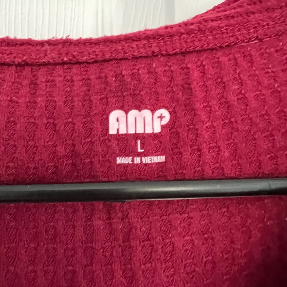 L AMP Red Sweater - Picture 3 of 3
